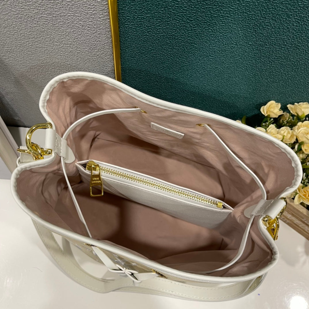 Chic & Stylish Bags