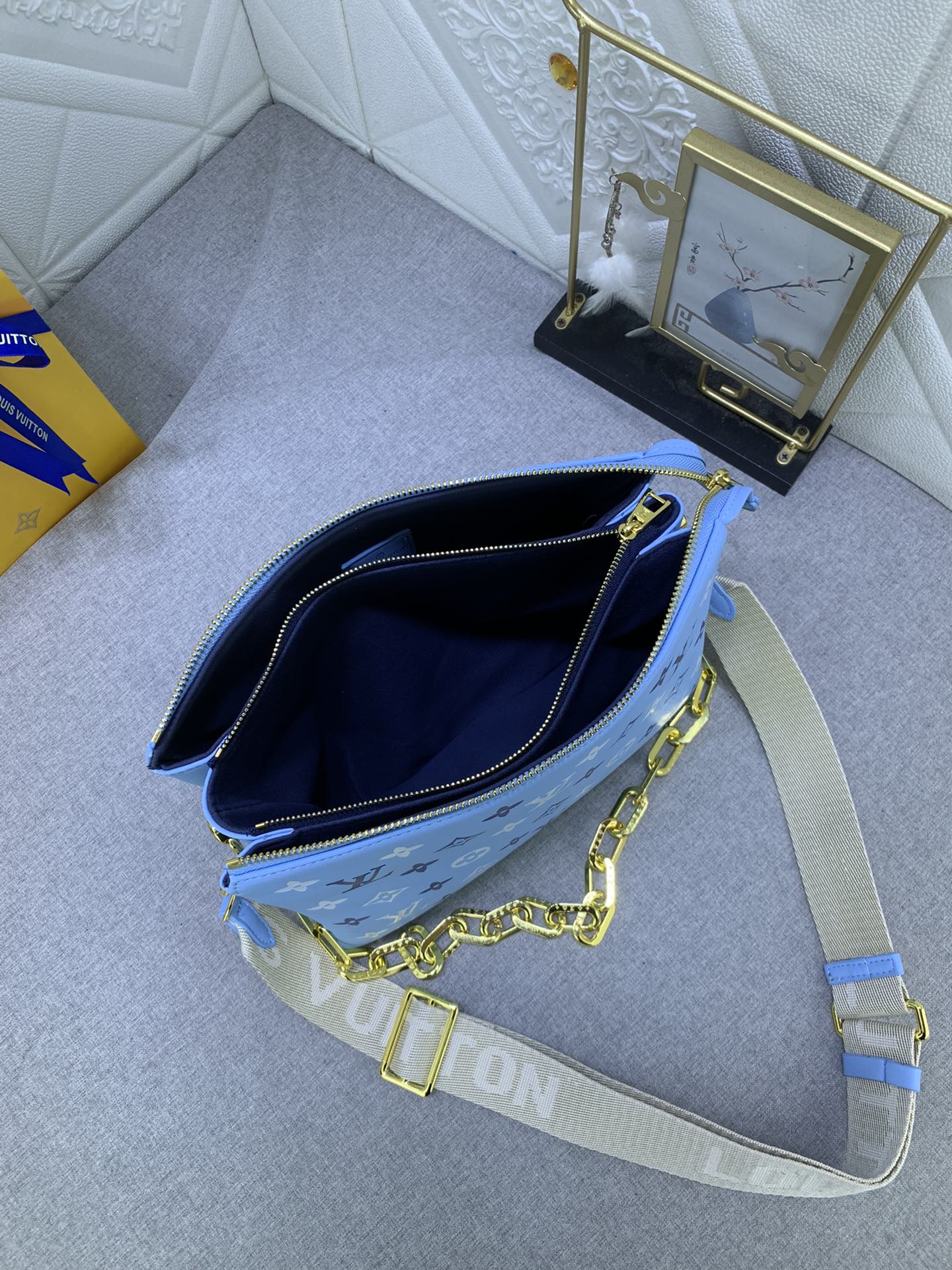 Chic & Stylish Bags
