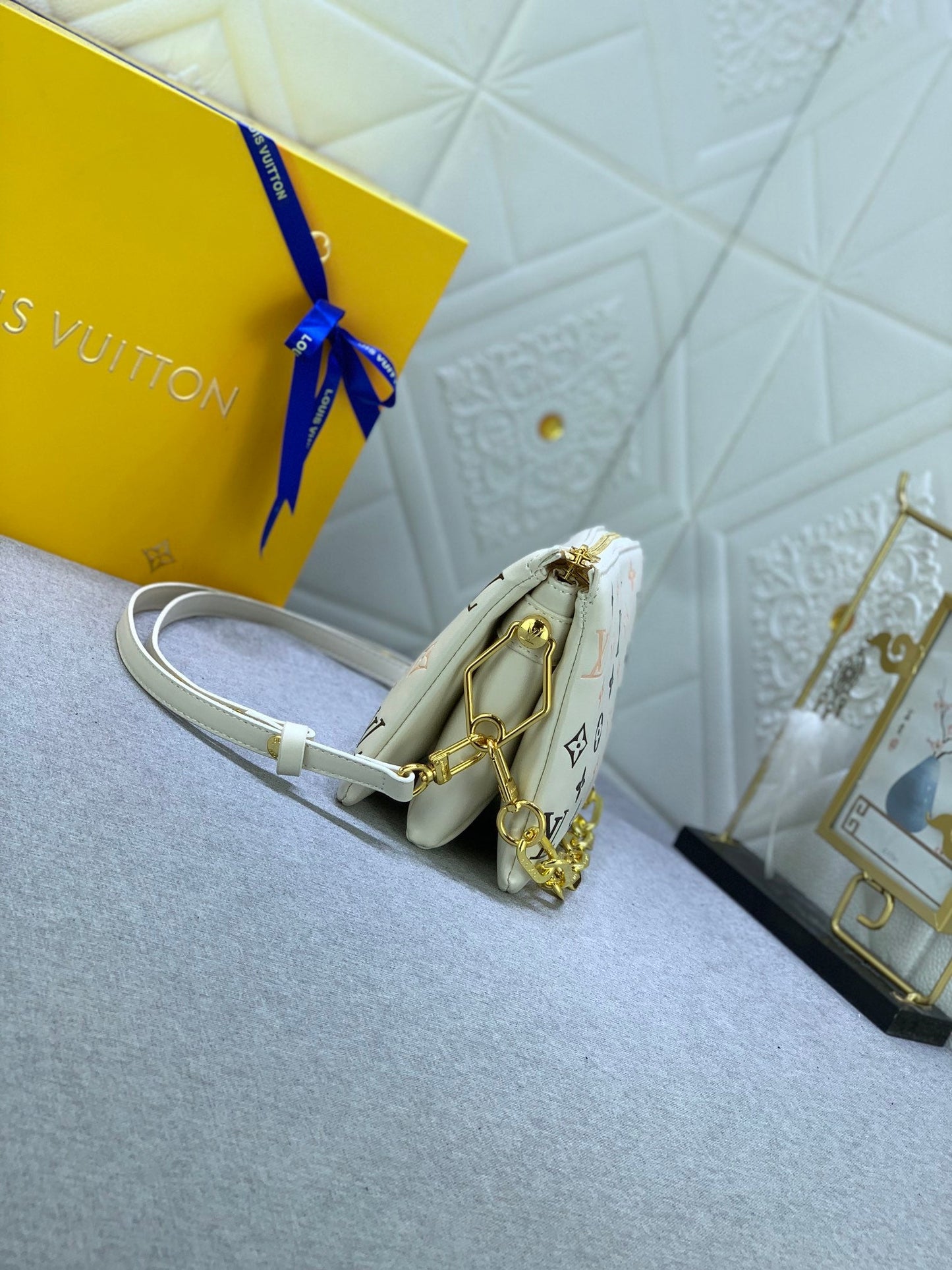 Chic & Stylish Bags