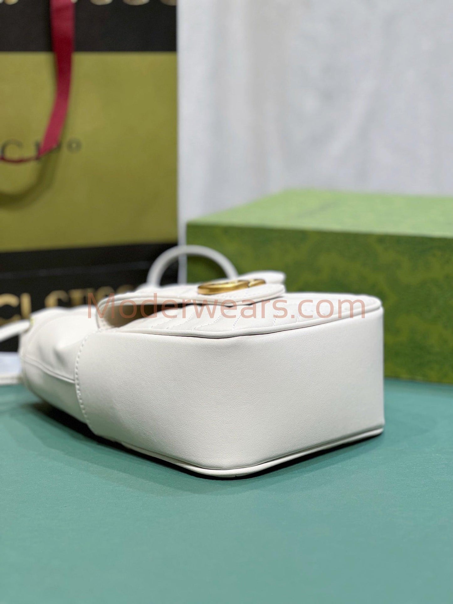 Chic & Stylish Bags