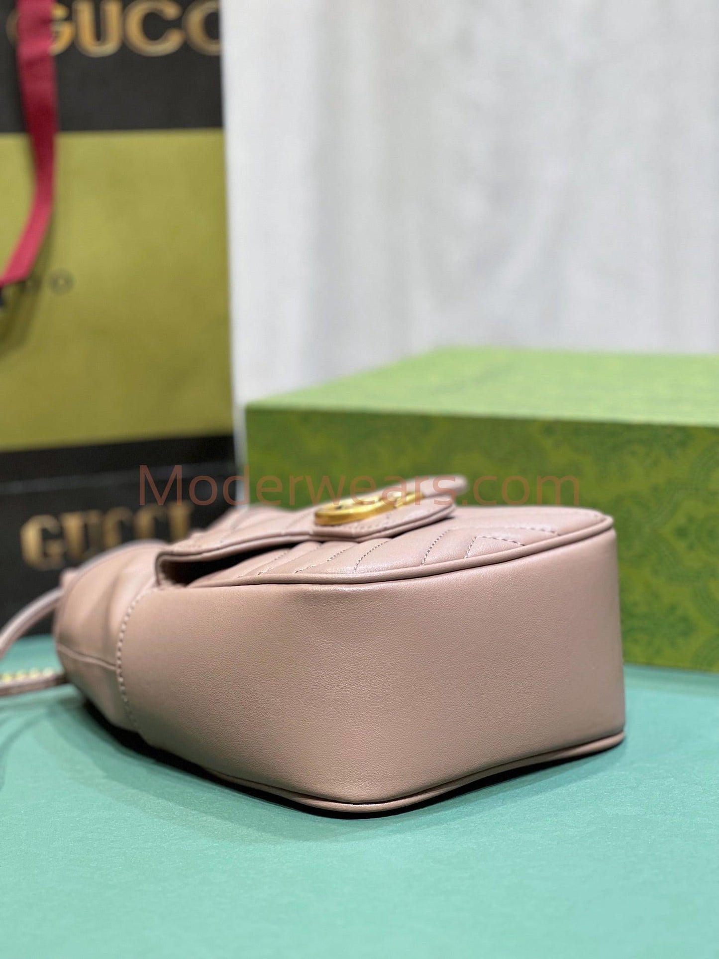 Chic & Stylish Bags