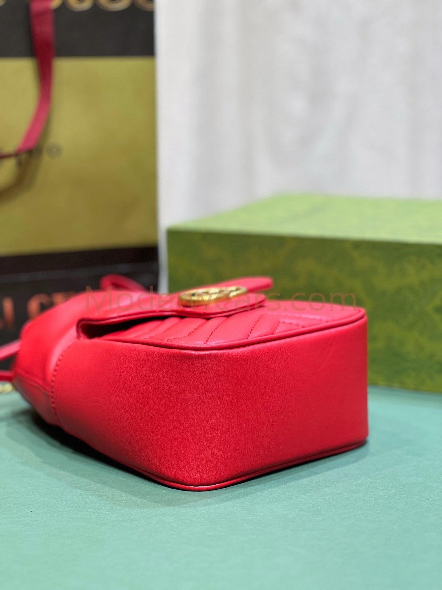 Chic & Stylish Bags