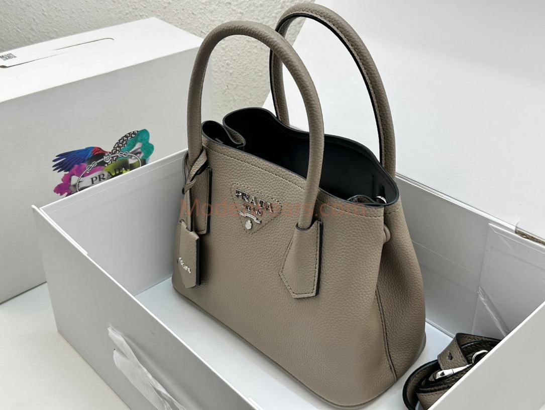 Chic & Stylish Bags
