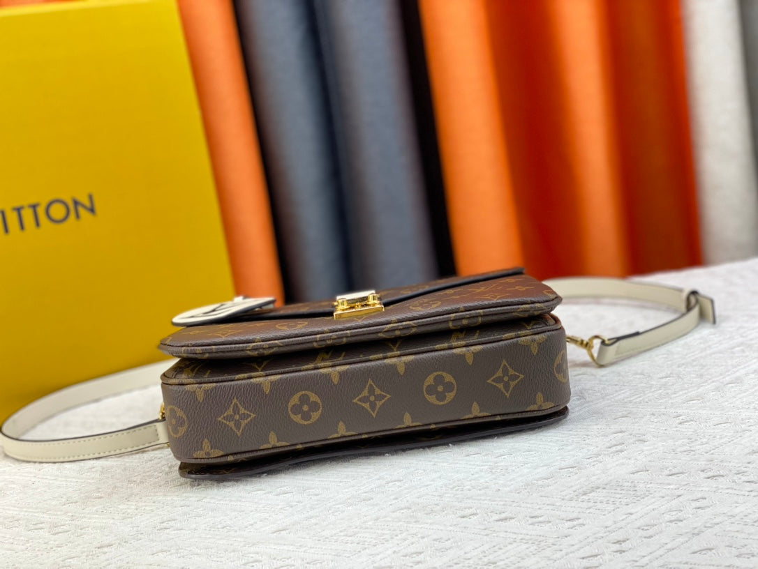 Chic & Stylish Bags