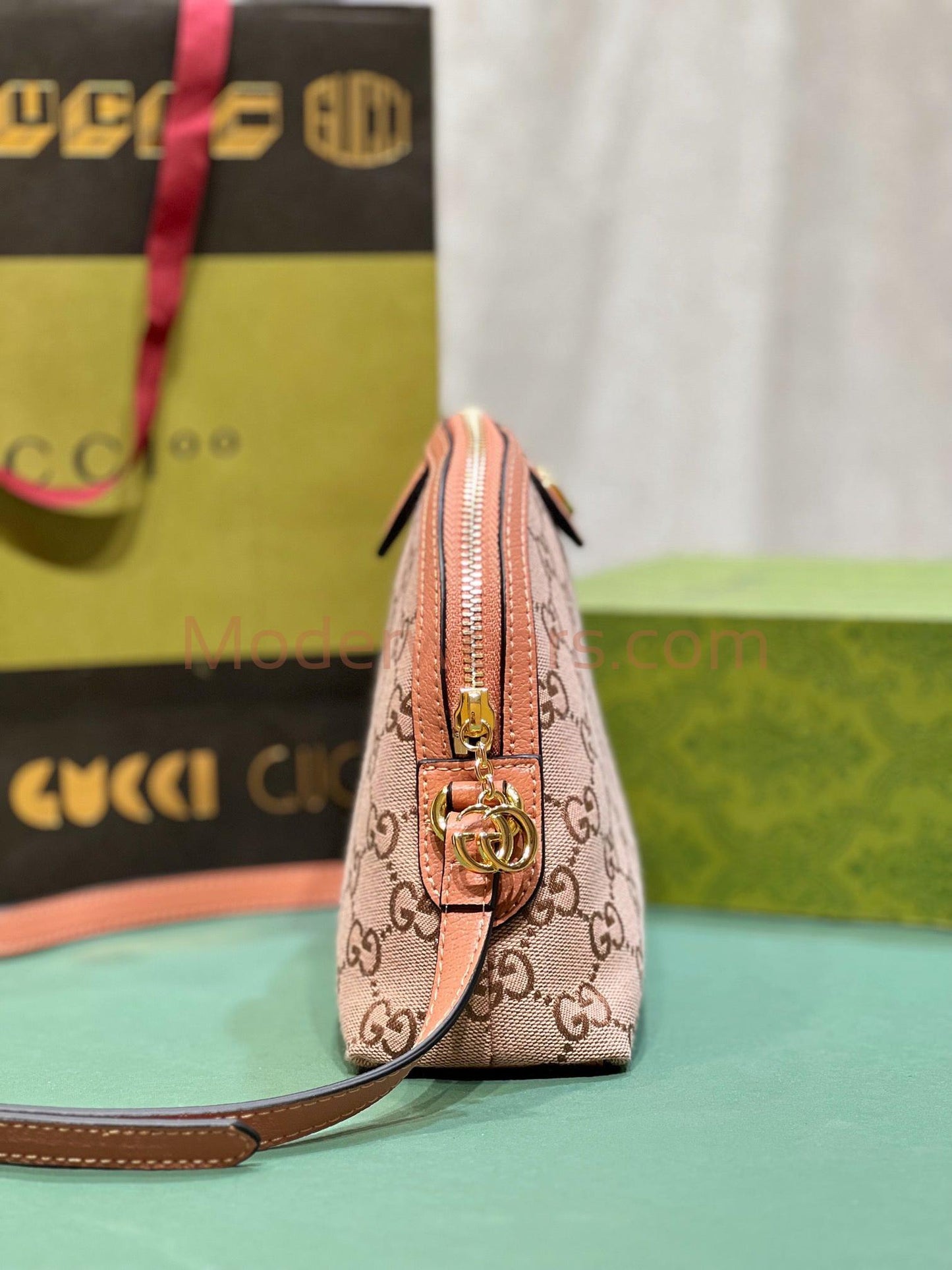 Chic & Stylish Bags