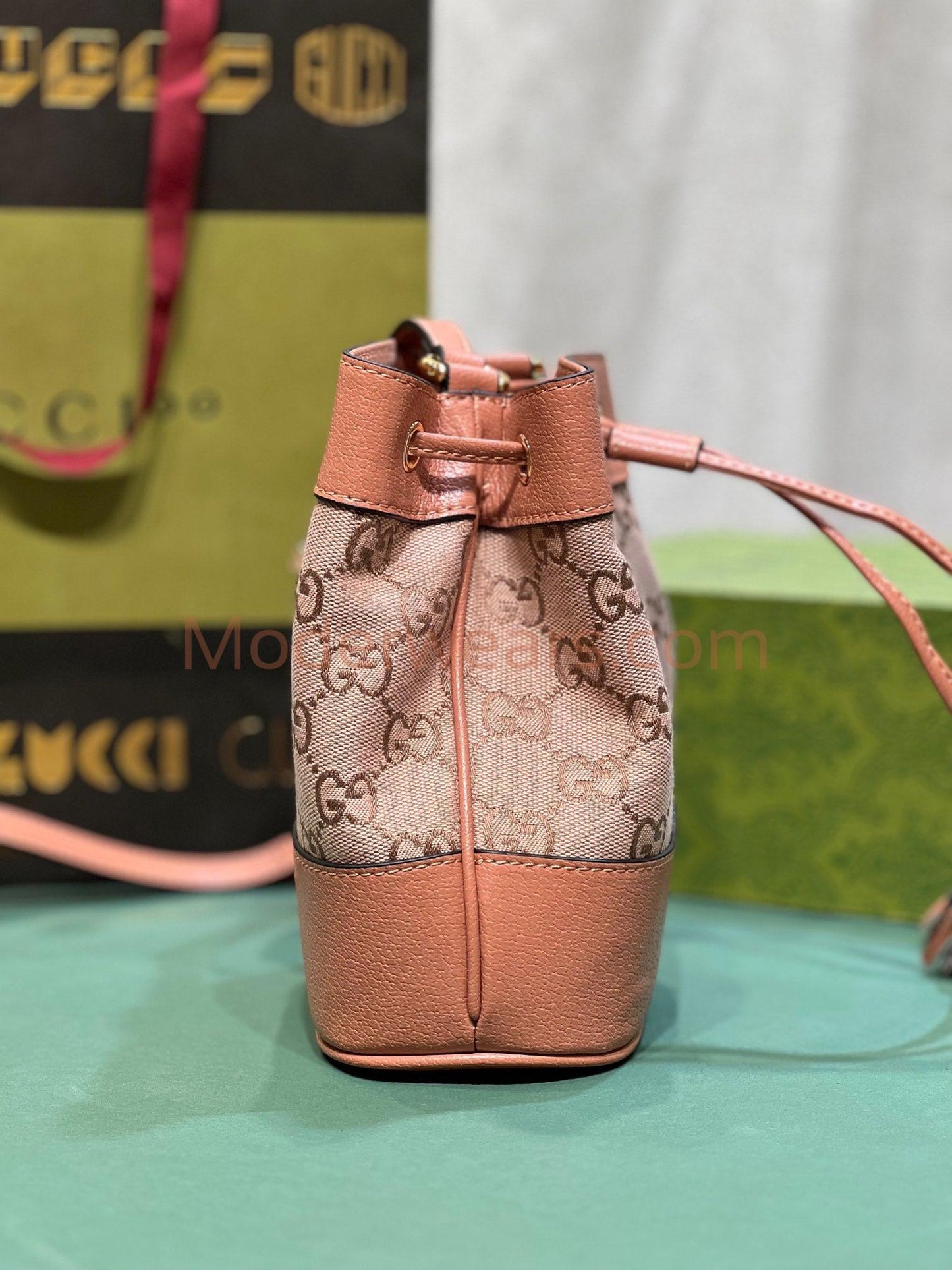Chic & Stylish Bags