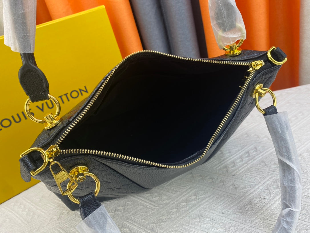 Chic & Stylish Bags