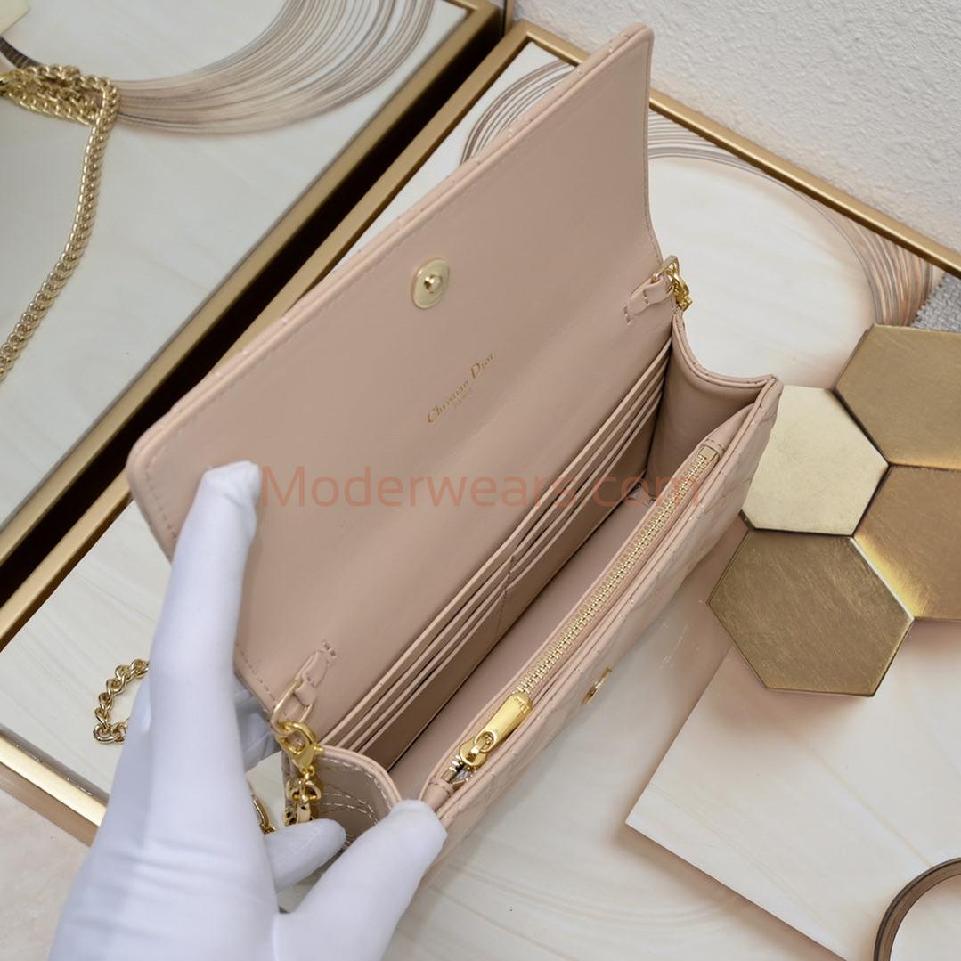 Chic & Stylish Bags