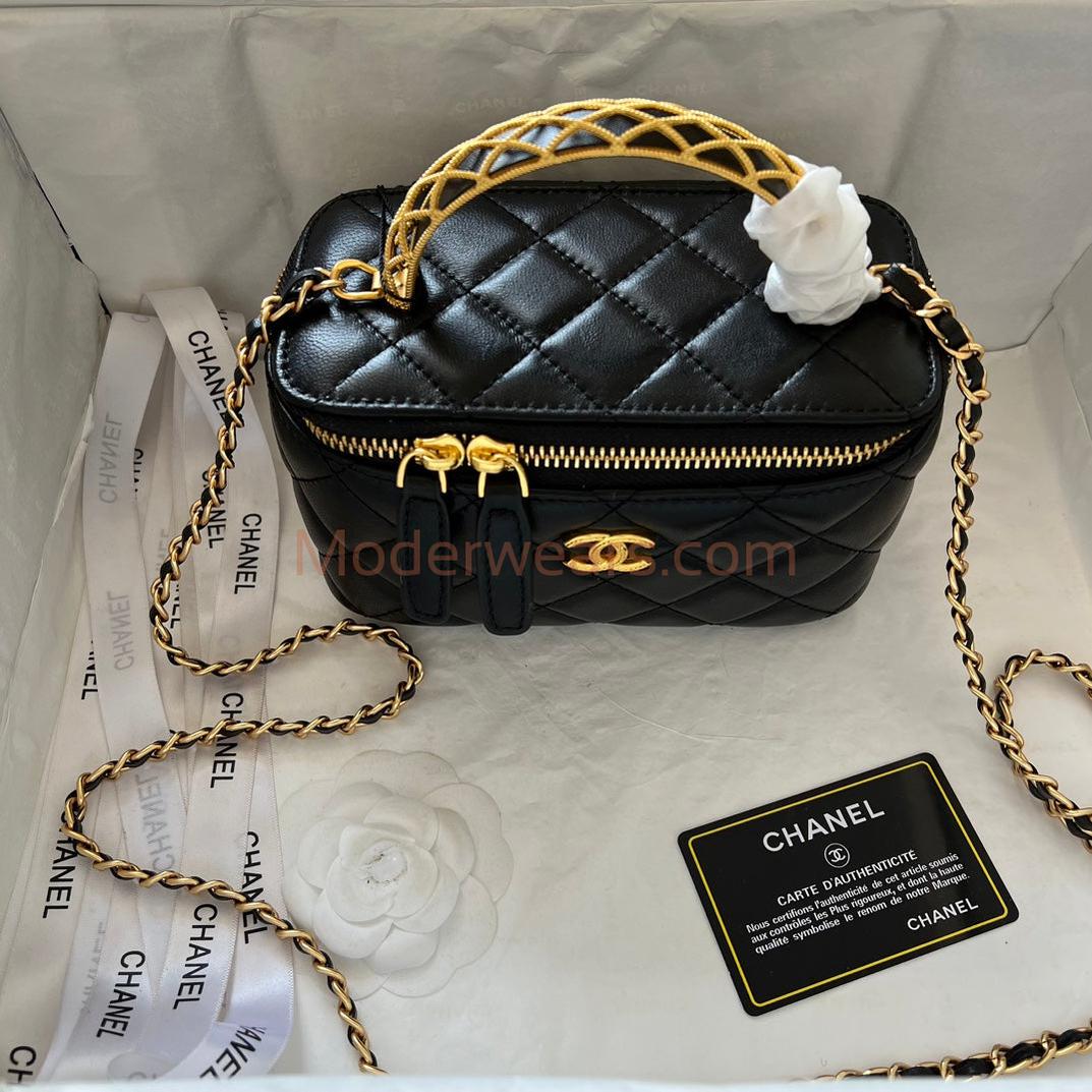 Chic & Stylish Bags