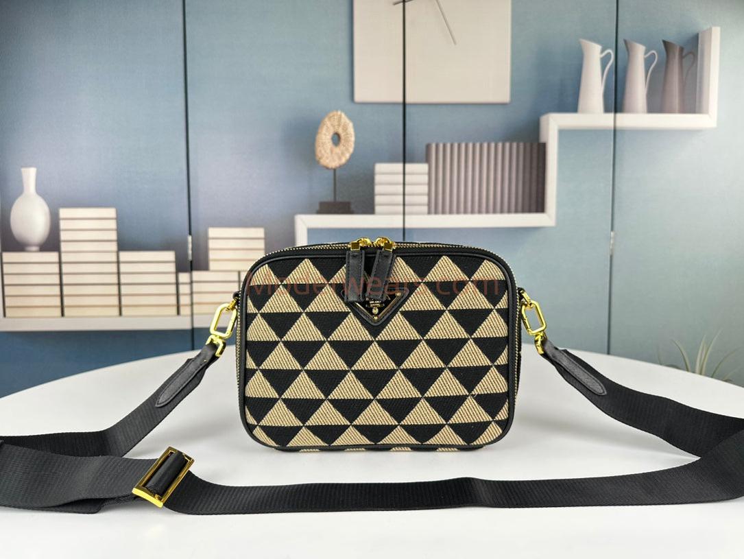 Chic & Stylish Bags