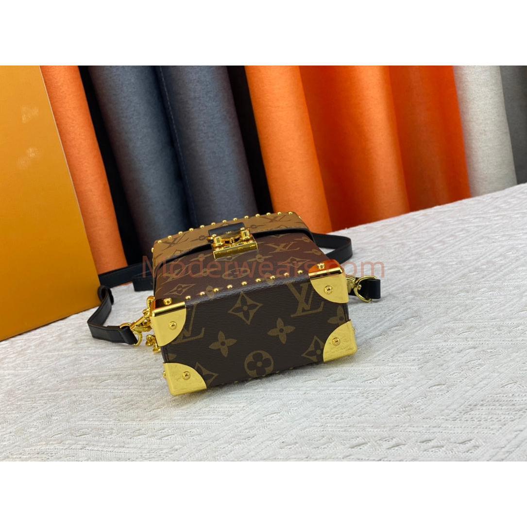 Chic & Stylish Bags