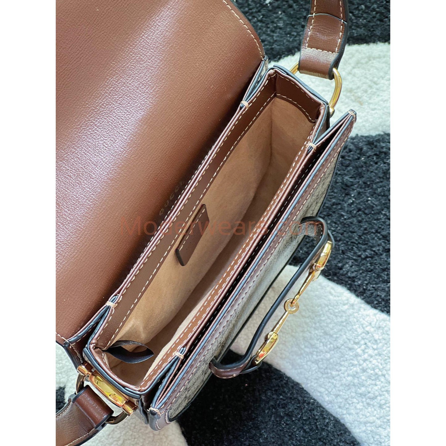 Chic & Stylish Bags