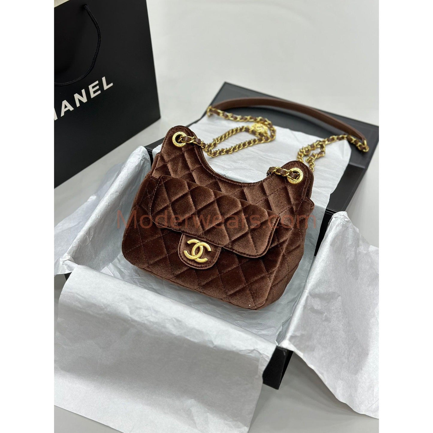 Chic & Stylish Bags