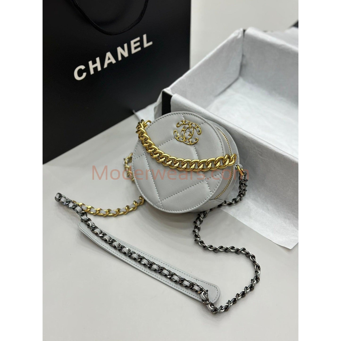 Chic & Stylish Bags