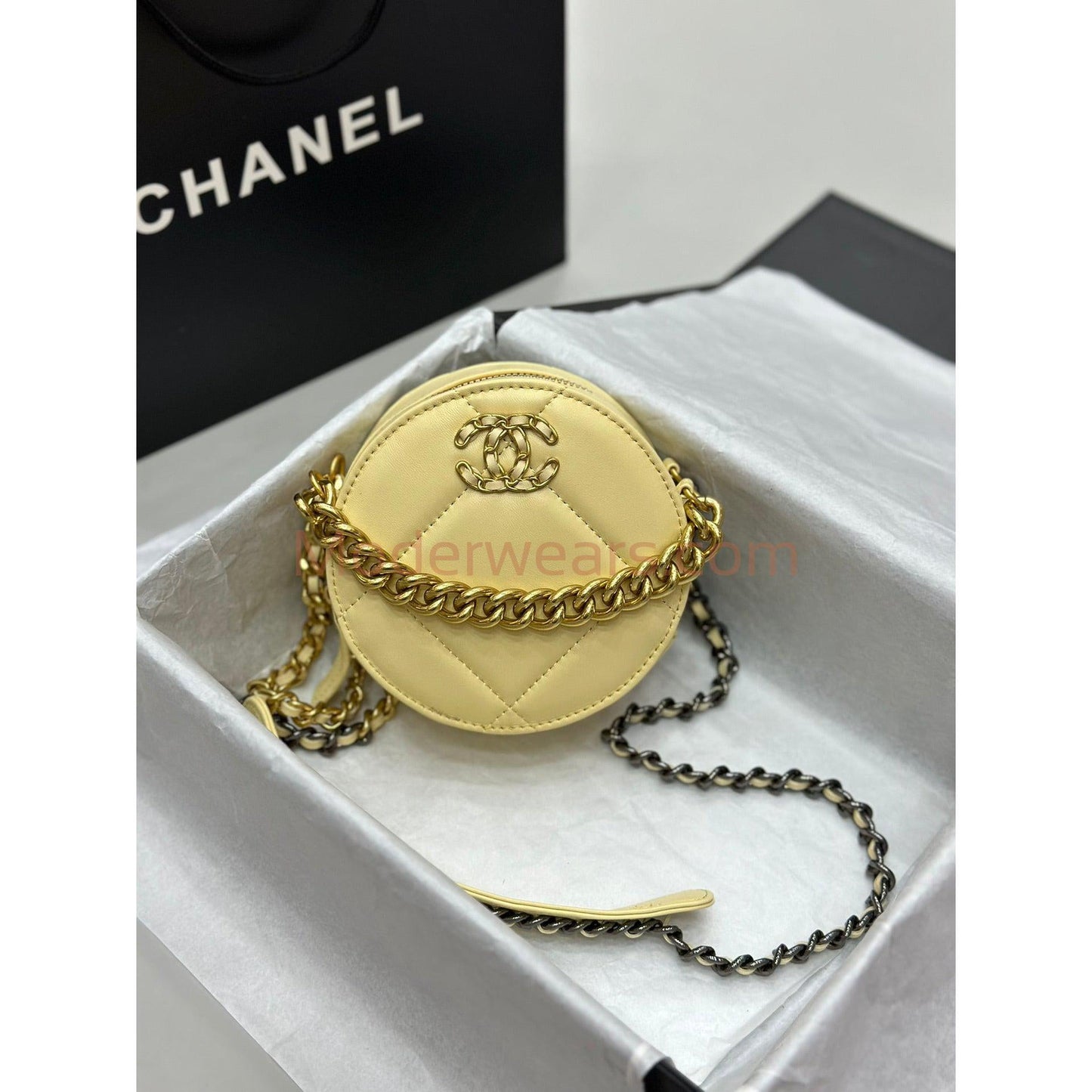 Chic & Stylish Bags