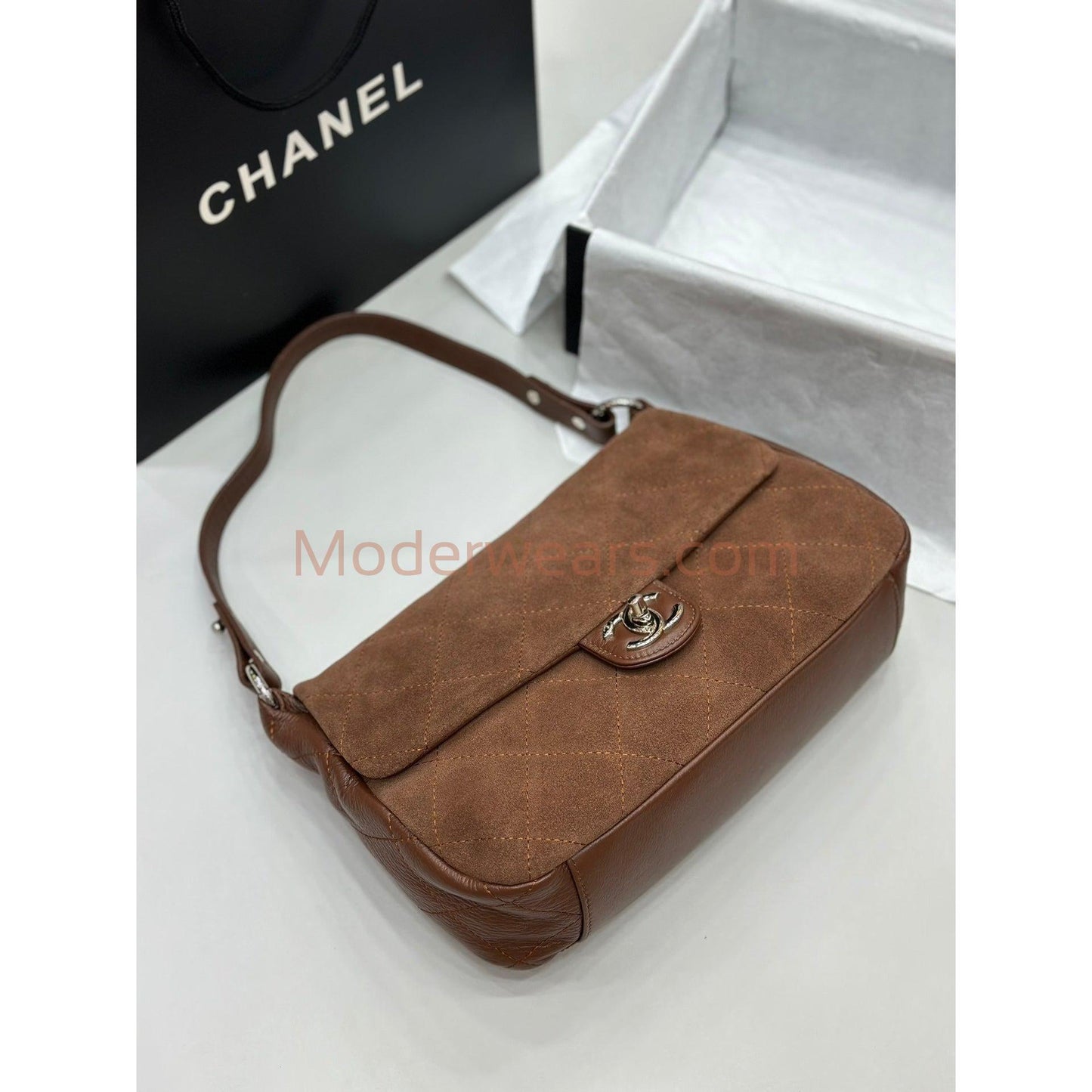 Chic & Stylish Bags