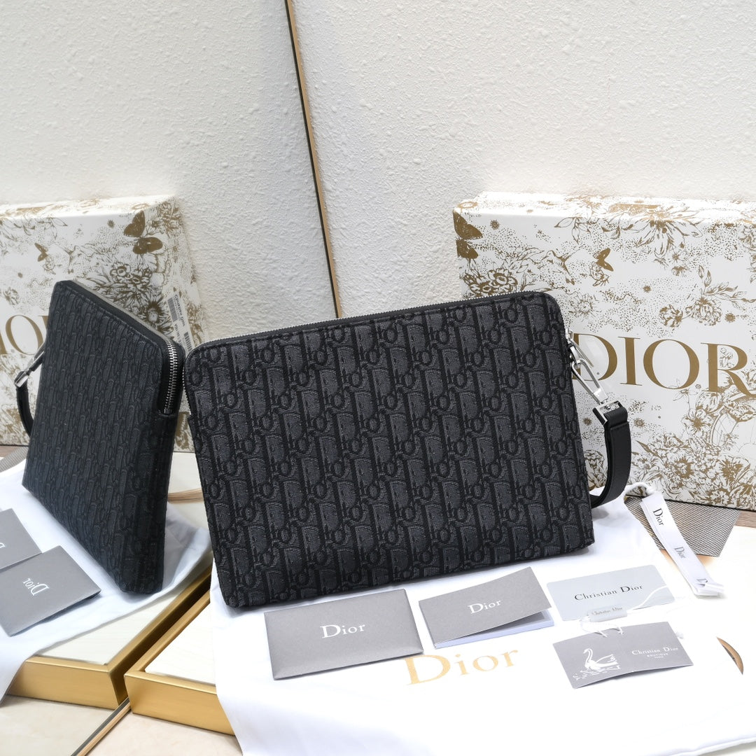 Chic & Stylish Bags