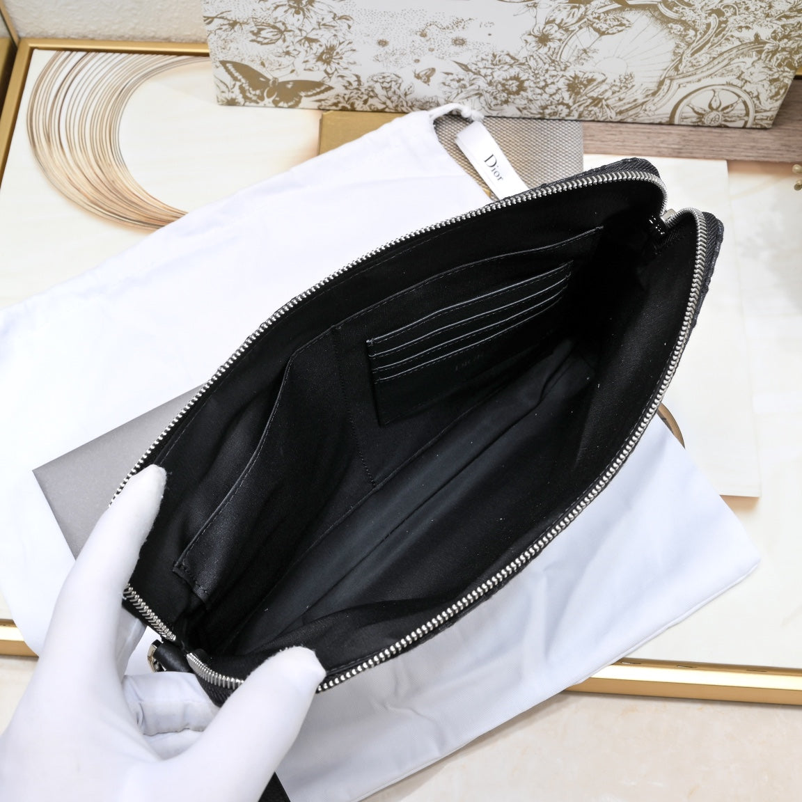 Chic & Stylish Bags