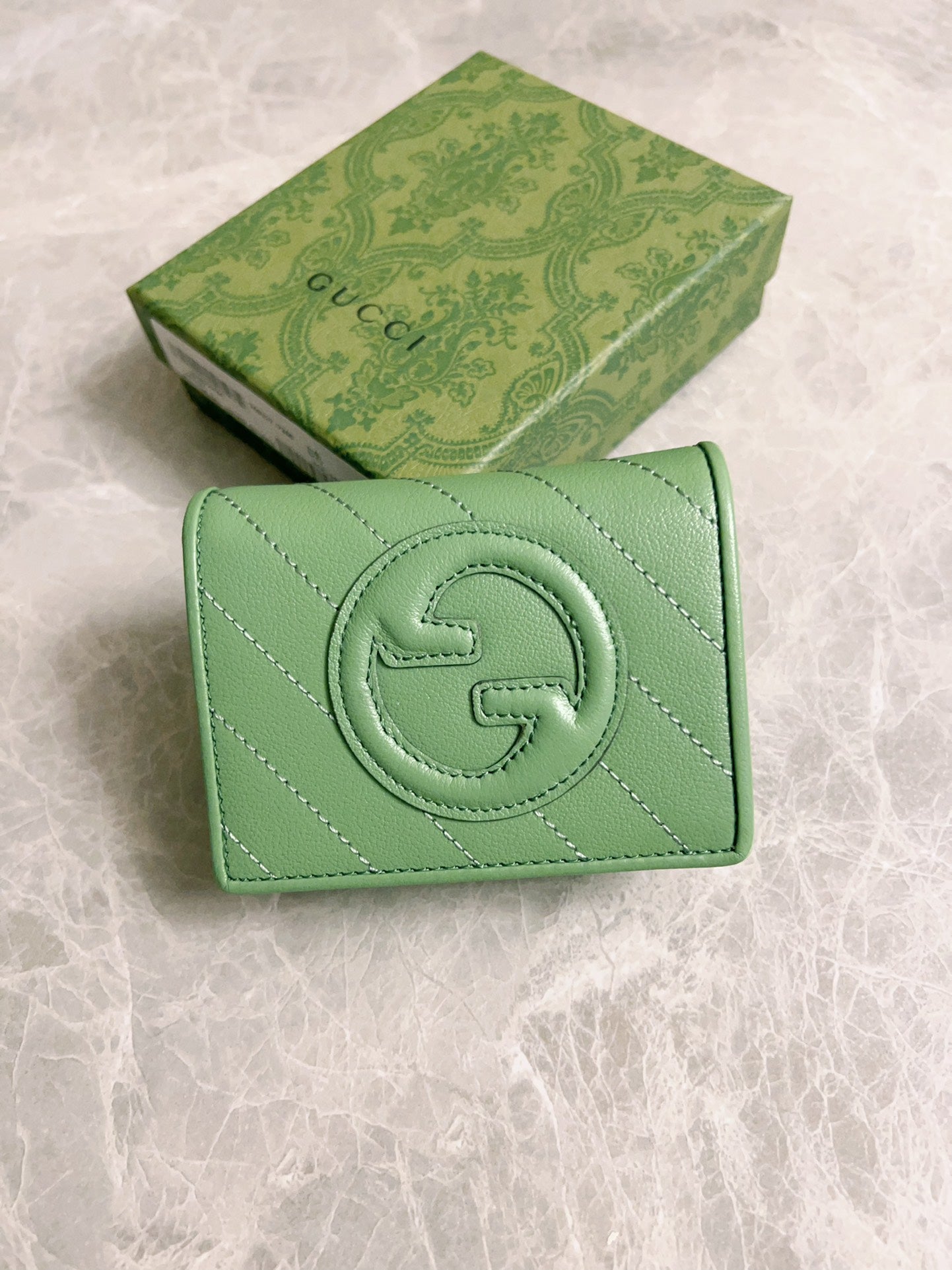 Chic & Stylish Bags