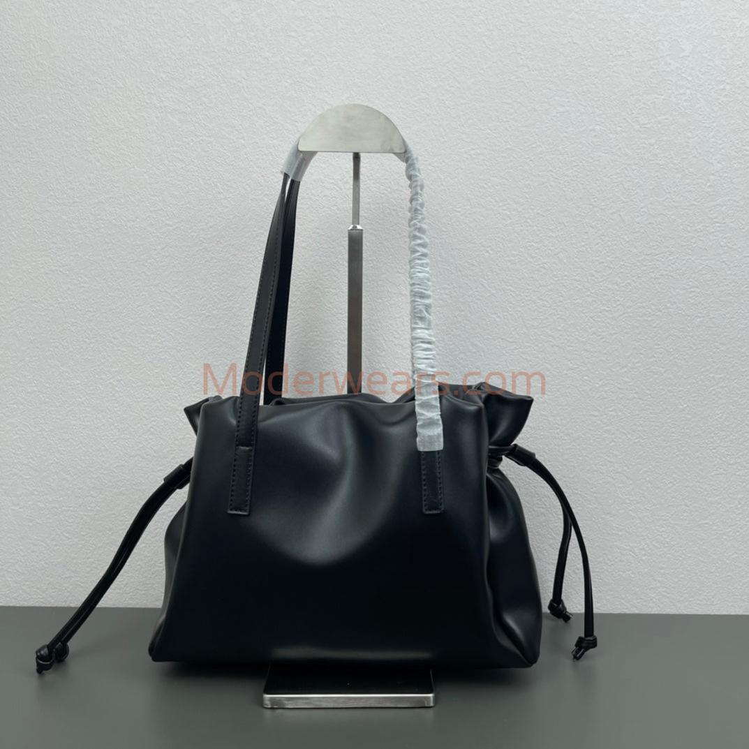 Chic & Stylish Bags