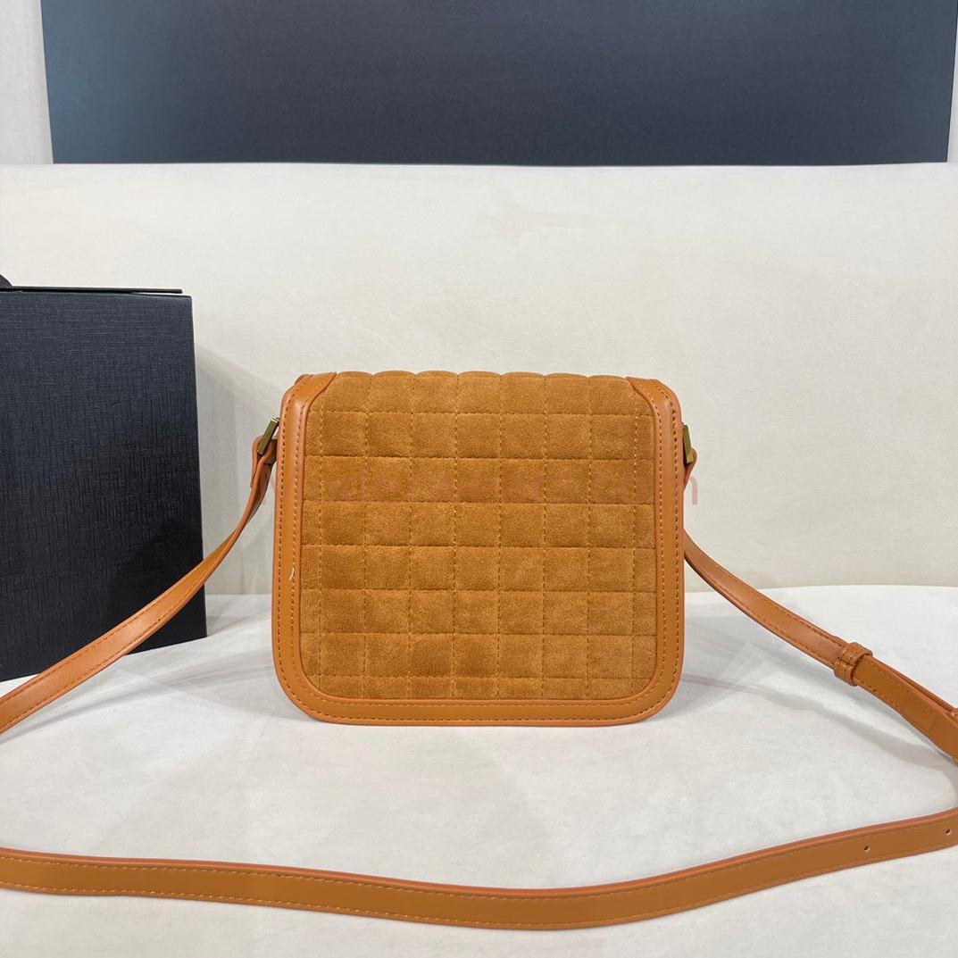Chic & Stylish Bags