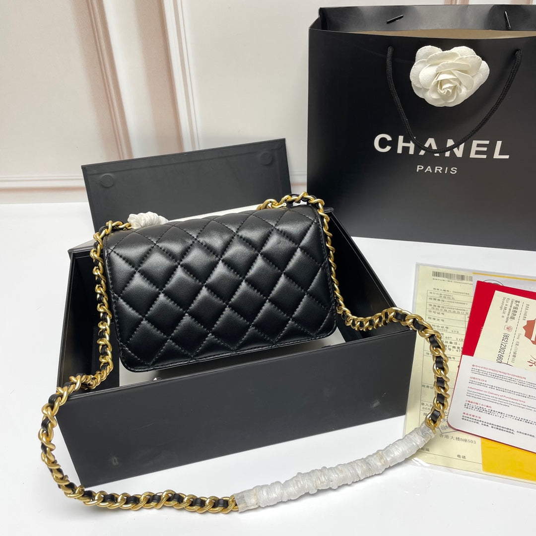 Chic & Stylish Bags