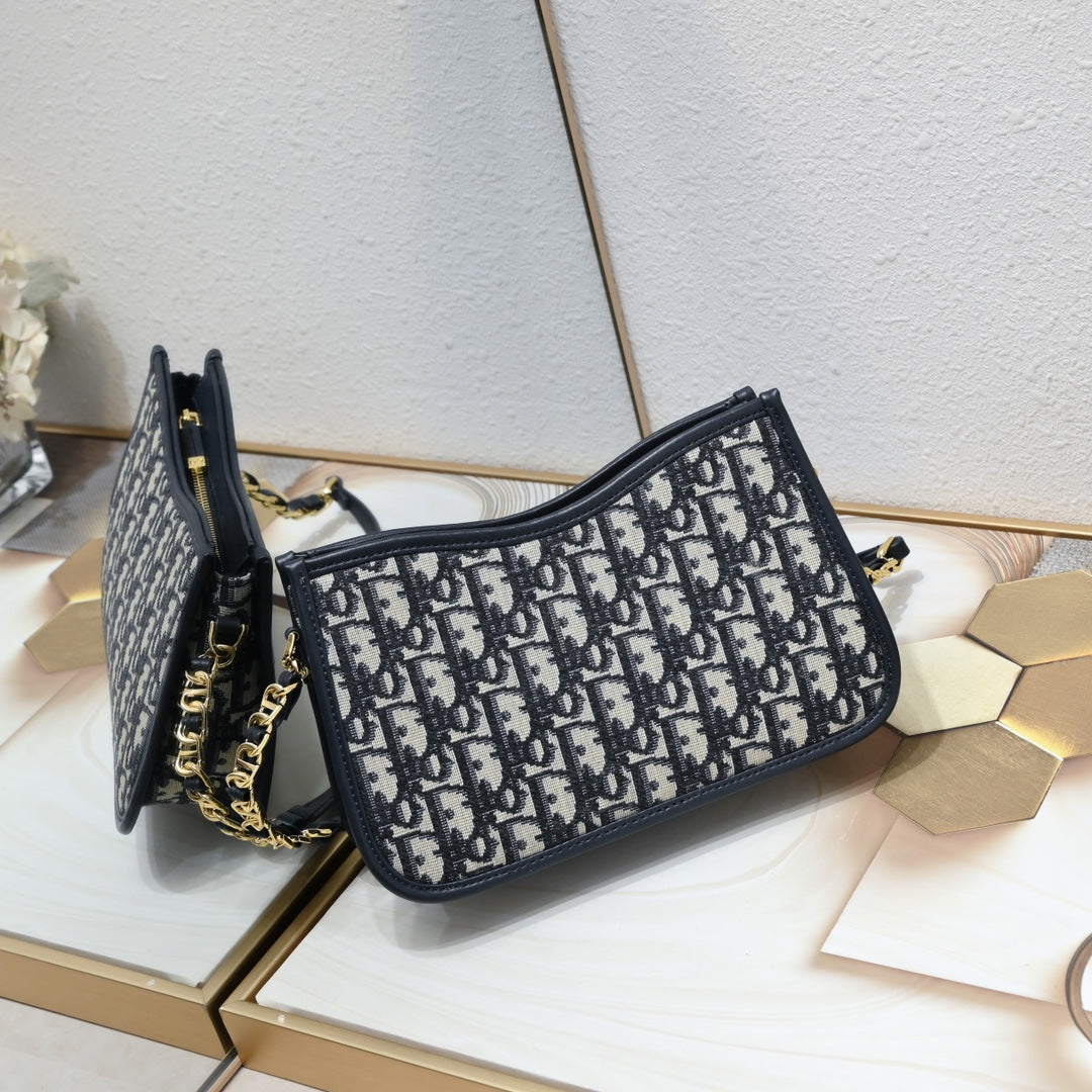 Chic & Stylish Bags