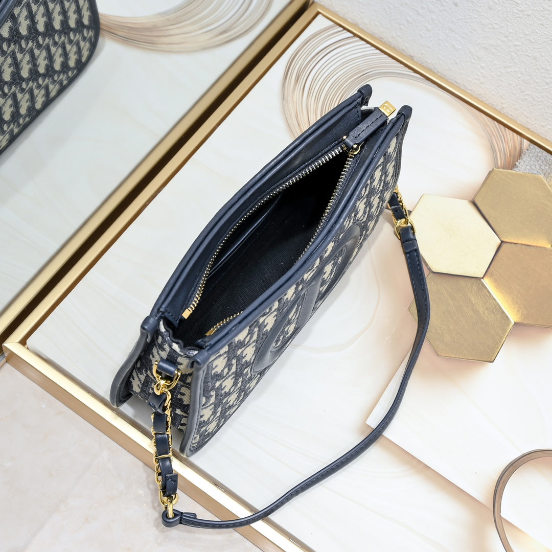 Chic & Stylish Bags