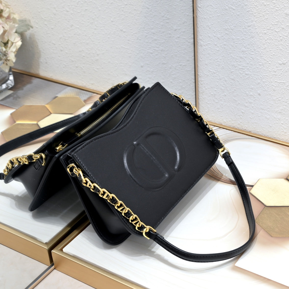 Chic & Stylish Bags