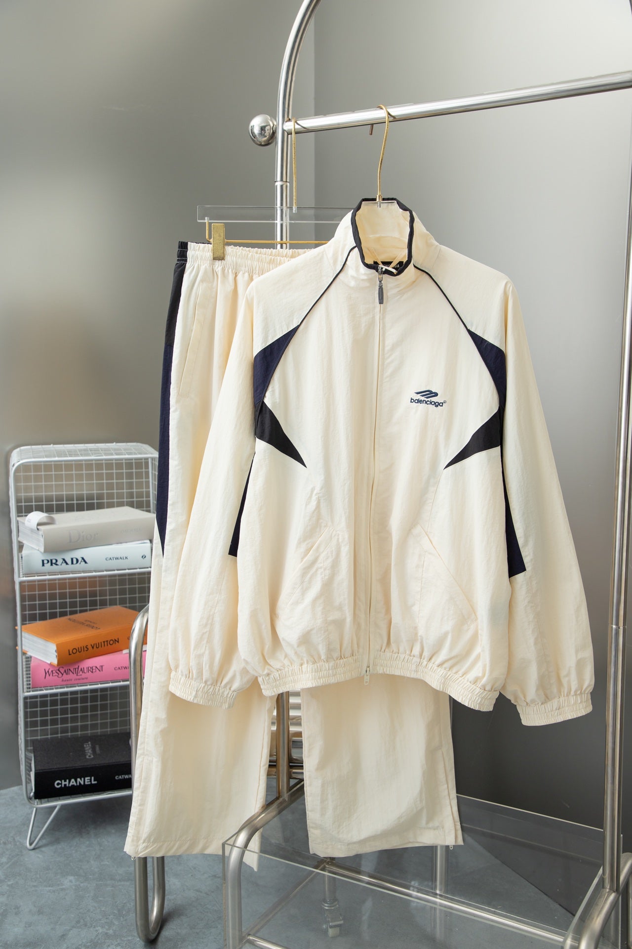 NEW ARRIVAL STREETWEAR - STREETWEAR CLOTHING