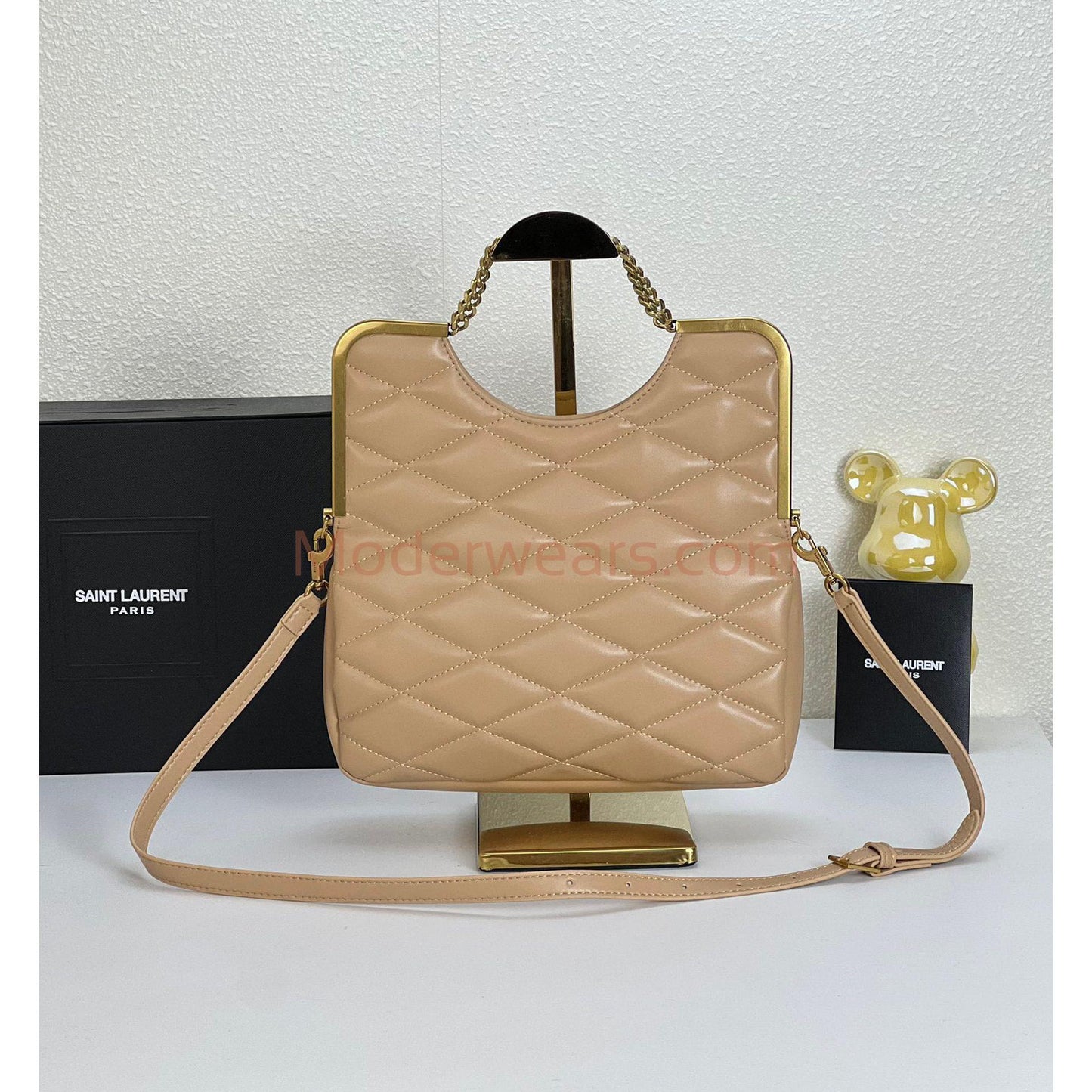 Chic & Stylish Bags