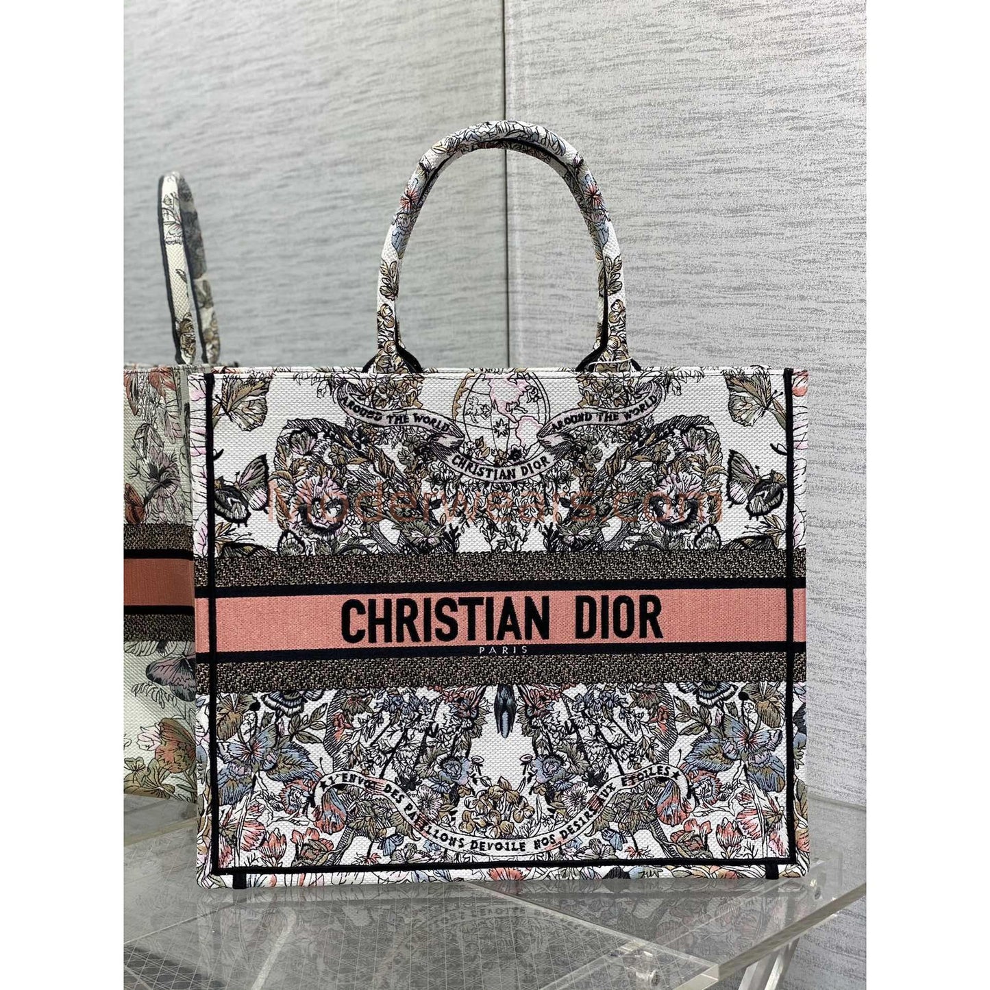 Chic & Stylish Bags