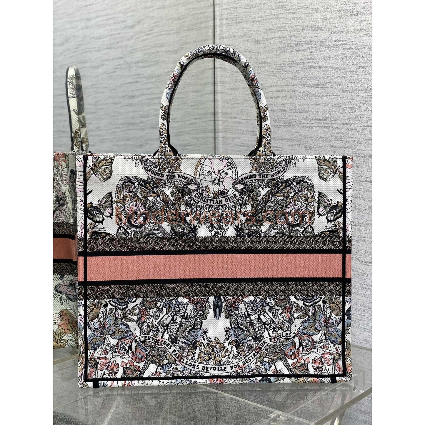 Chic & Stylish Bags