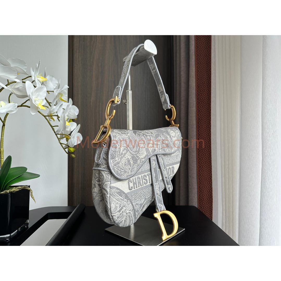 Chic & Stylish Bags