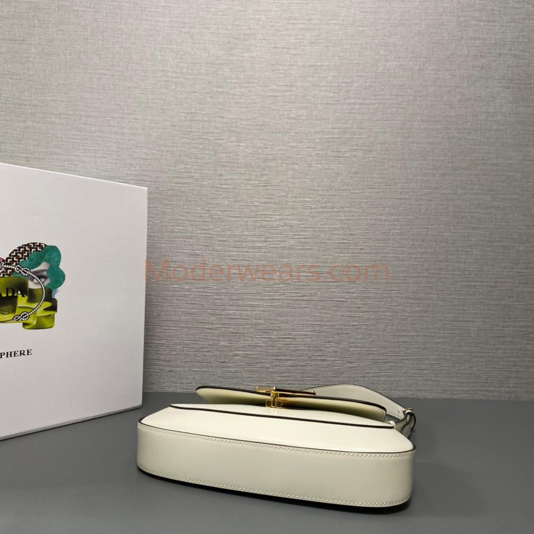 Chic & Stylish Bags