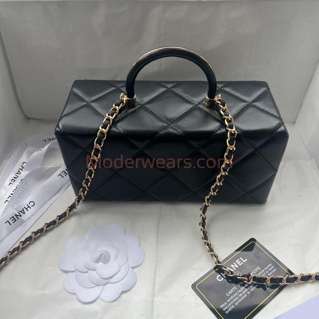 Chic & Stylish Bags