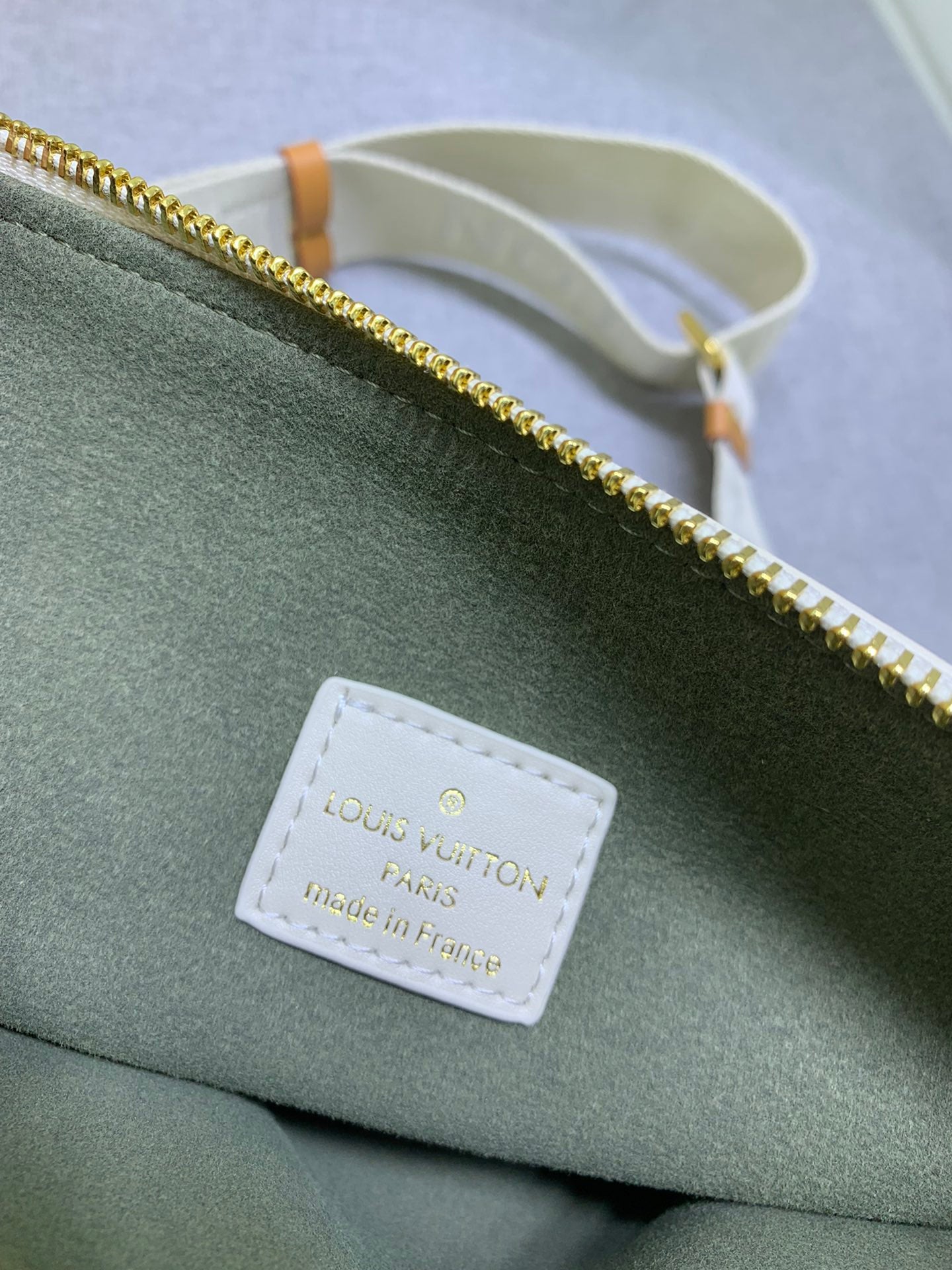 Chic & Stylish Bags
