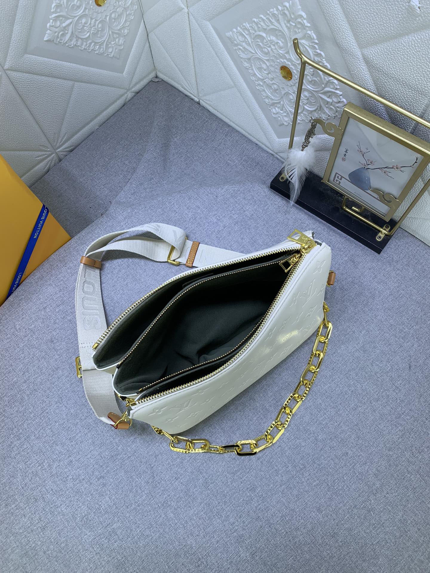 Chic & Stylish Bags
