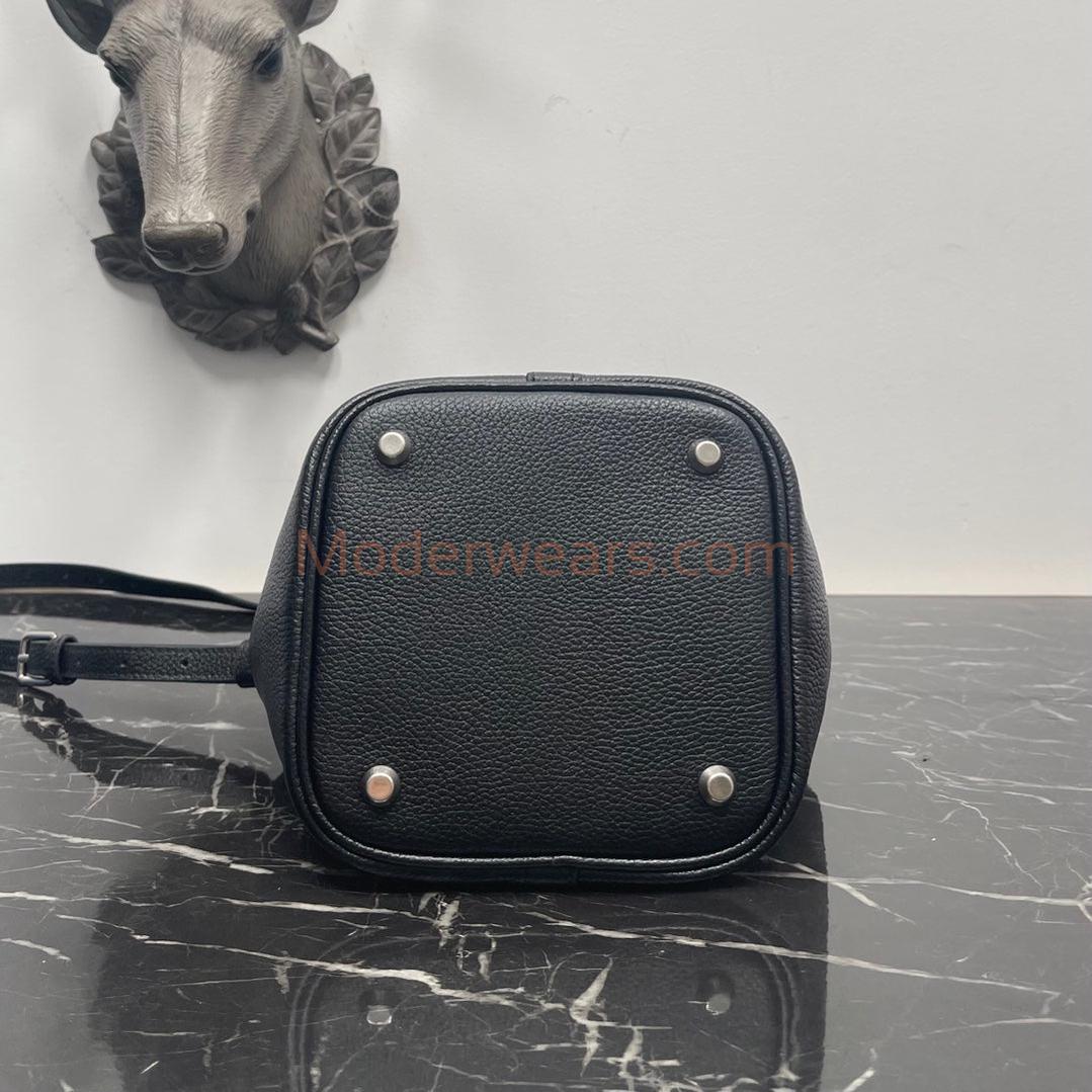 Chic & Stylish Bags
