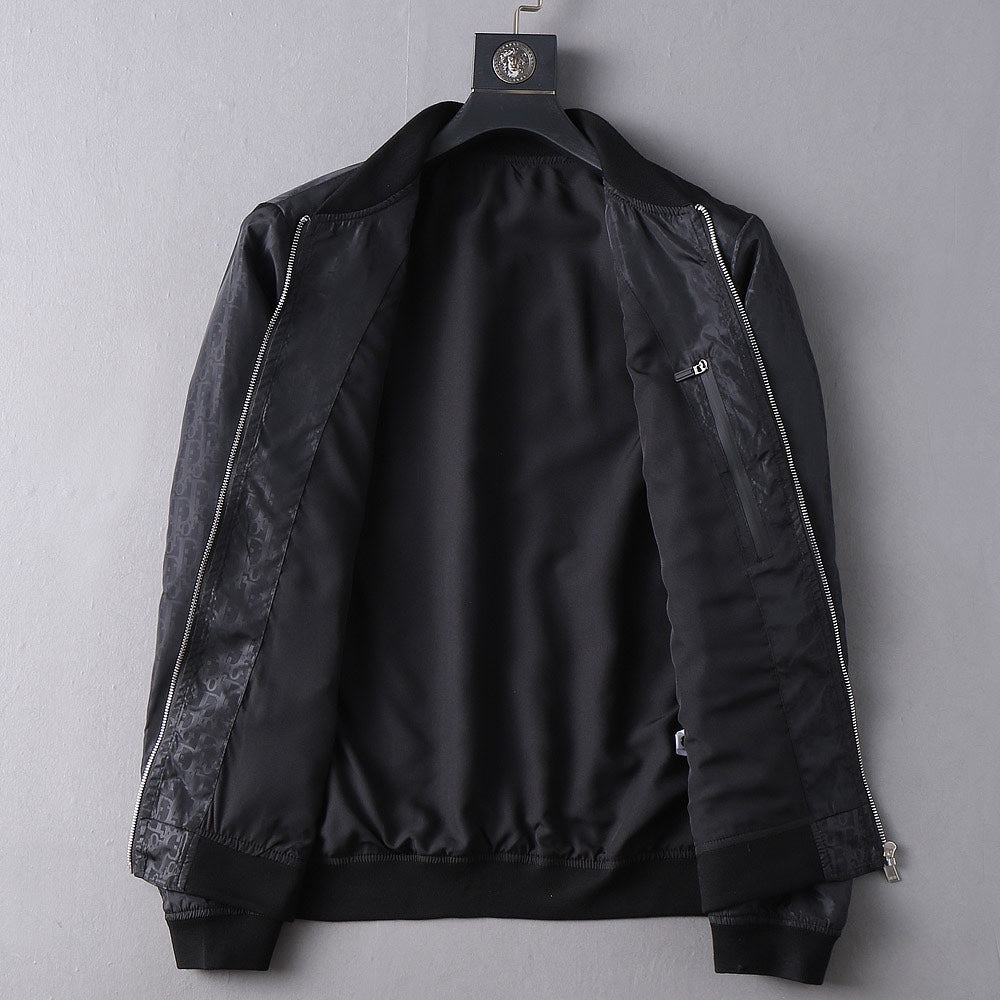 MINIMALIST STREET STYLE