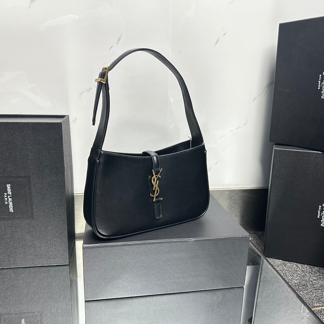 Chic & Stylish Bags