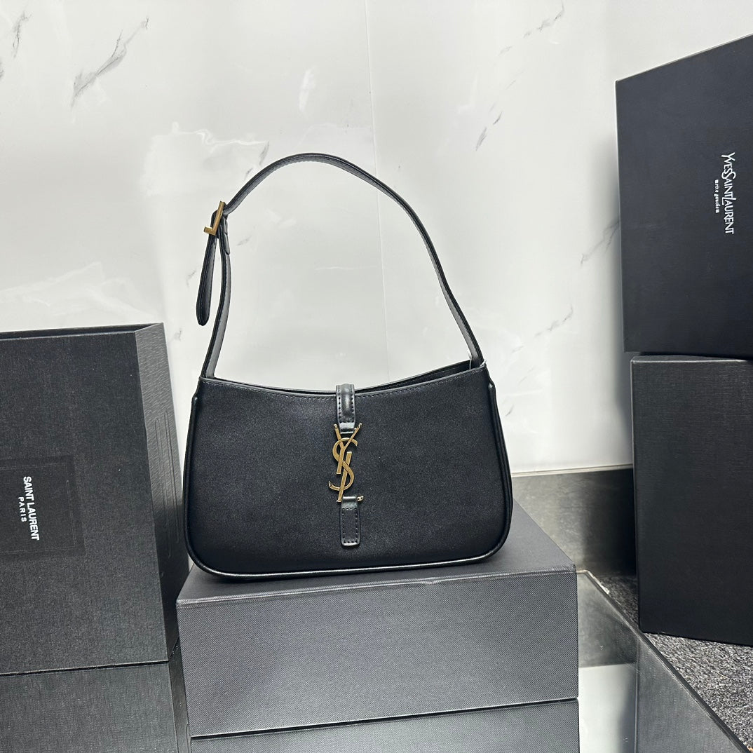 Chic & Stylish Bags
