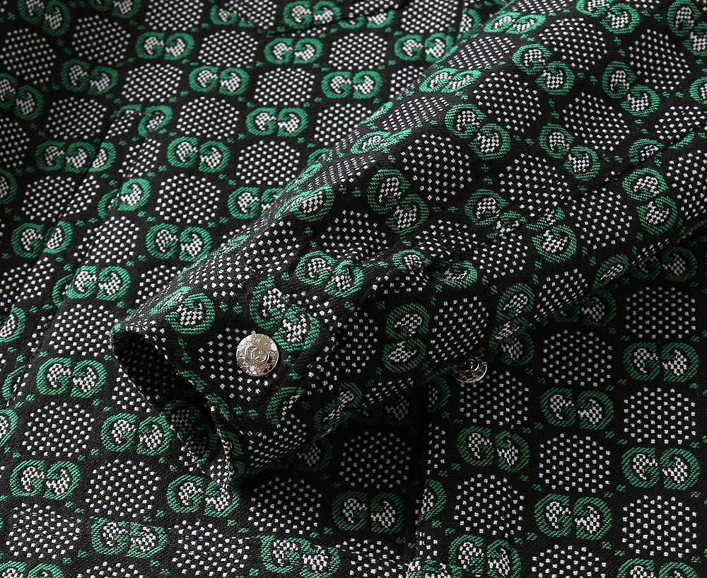 MINIMALIST STREET STYLE