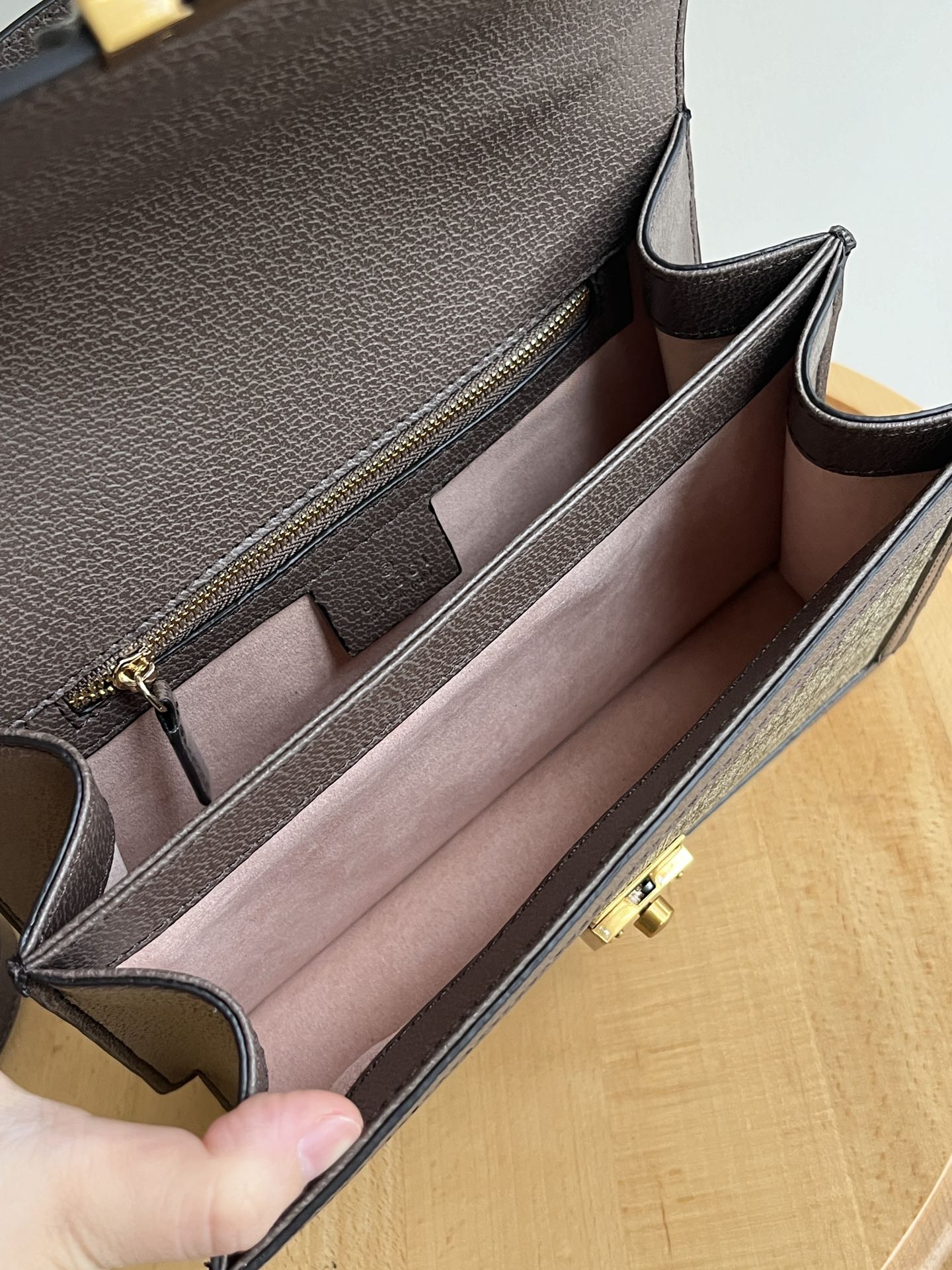 Chic & Stylish Bags