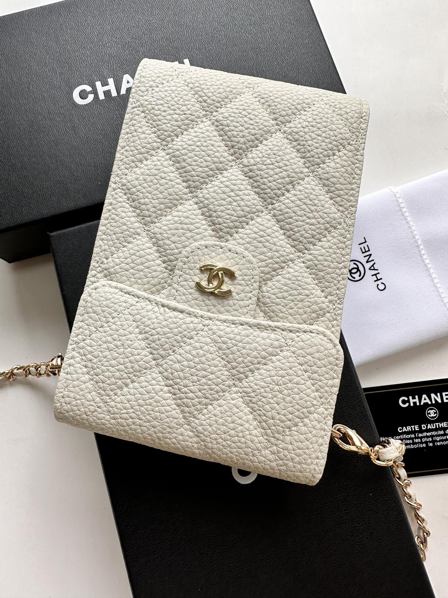 Chic & Stylish Bags