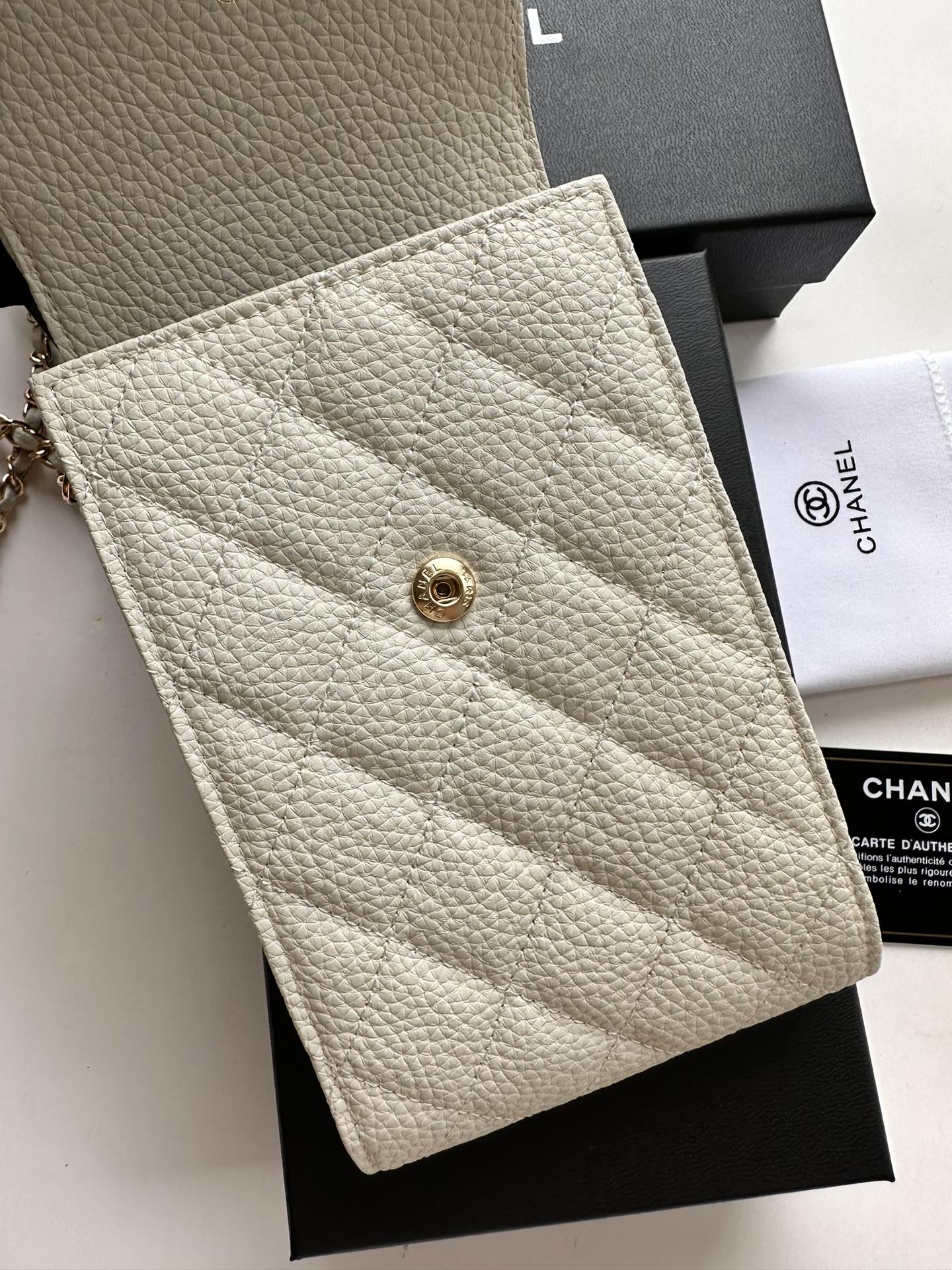 Chic & Stylish Bags