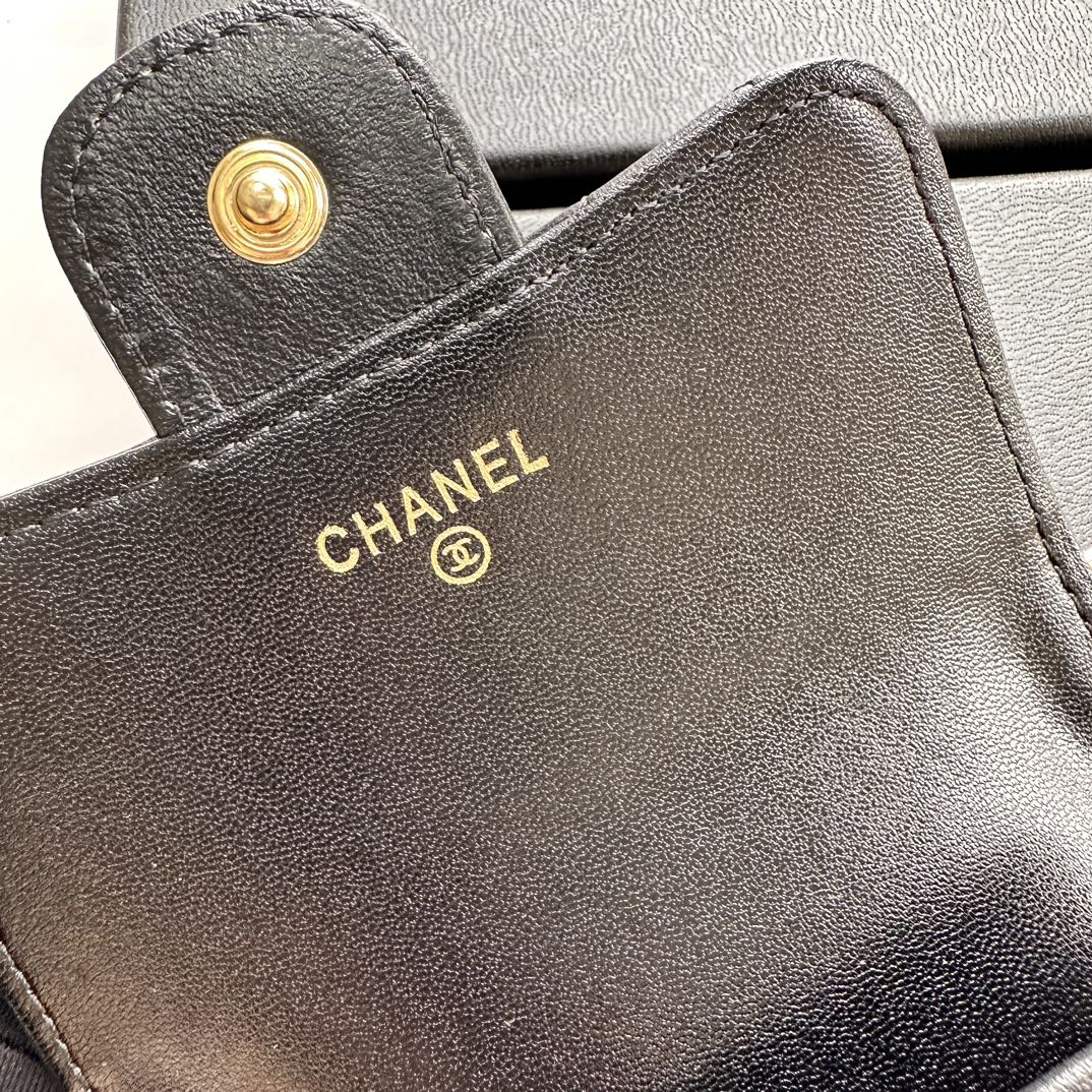 Chic & Stylish Bags