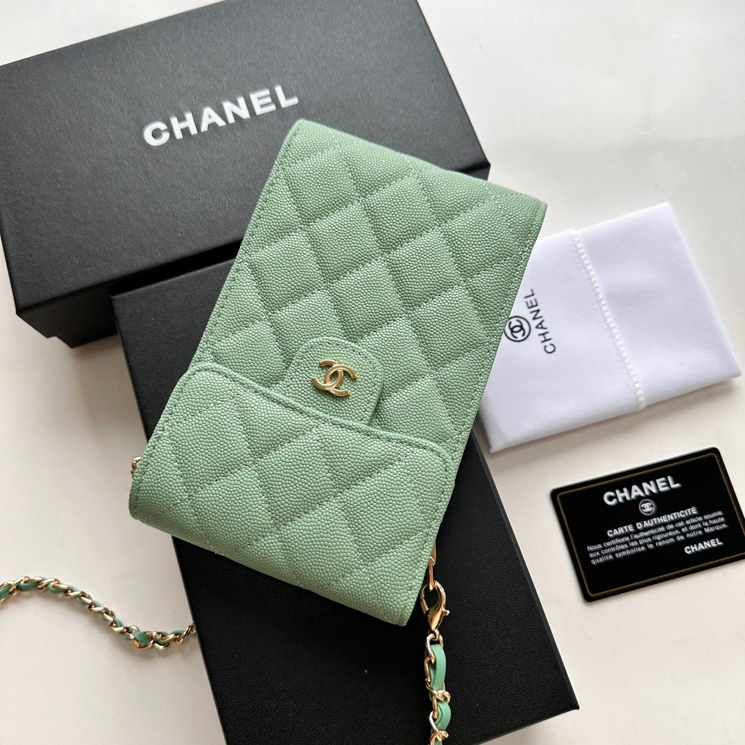 Chic & Stylish Bags