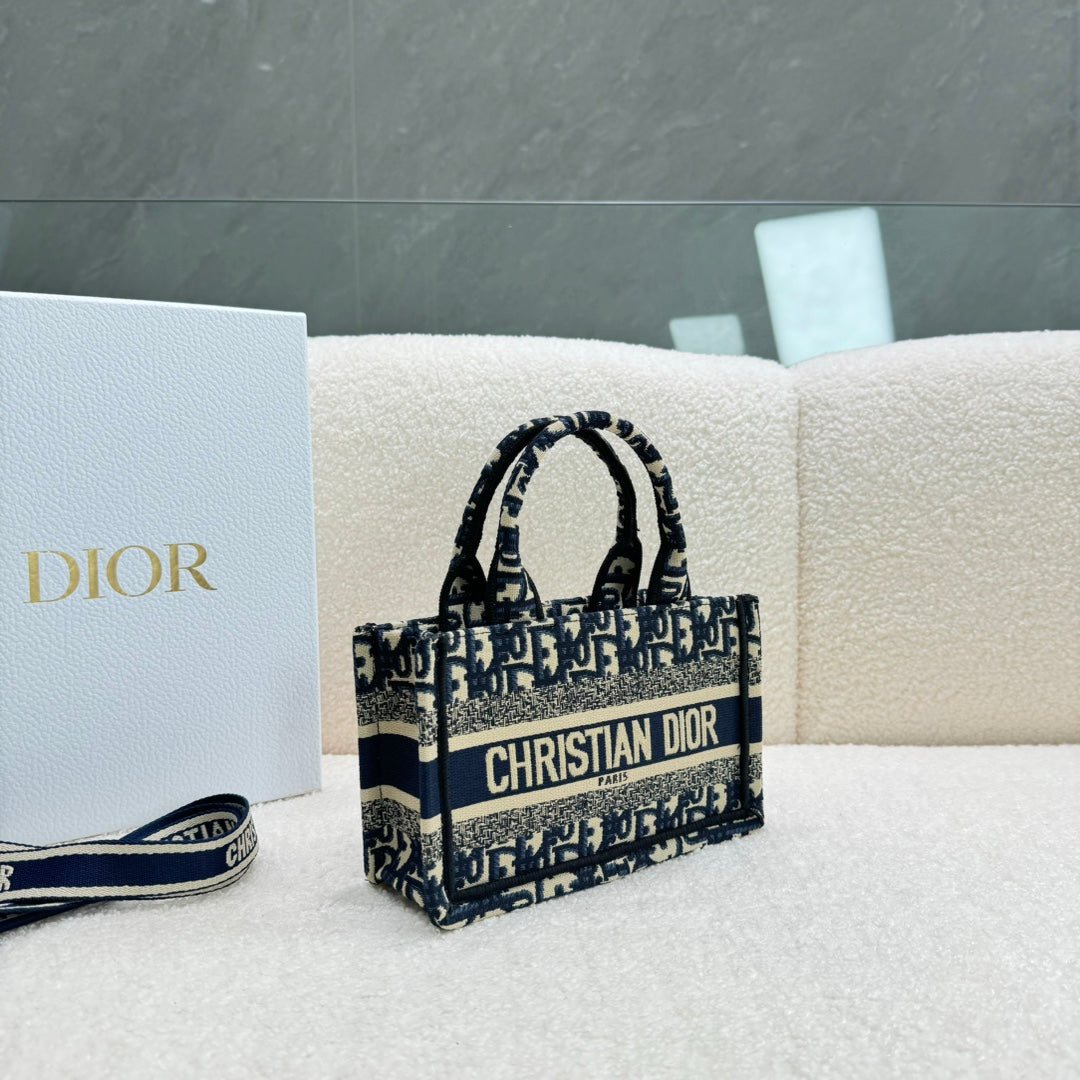 Chic & Stylish Bags