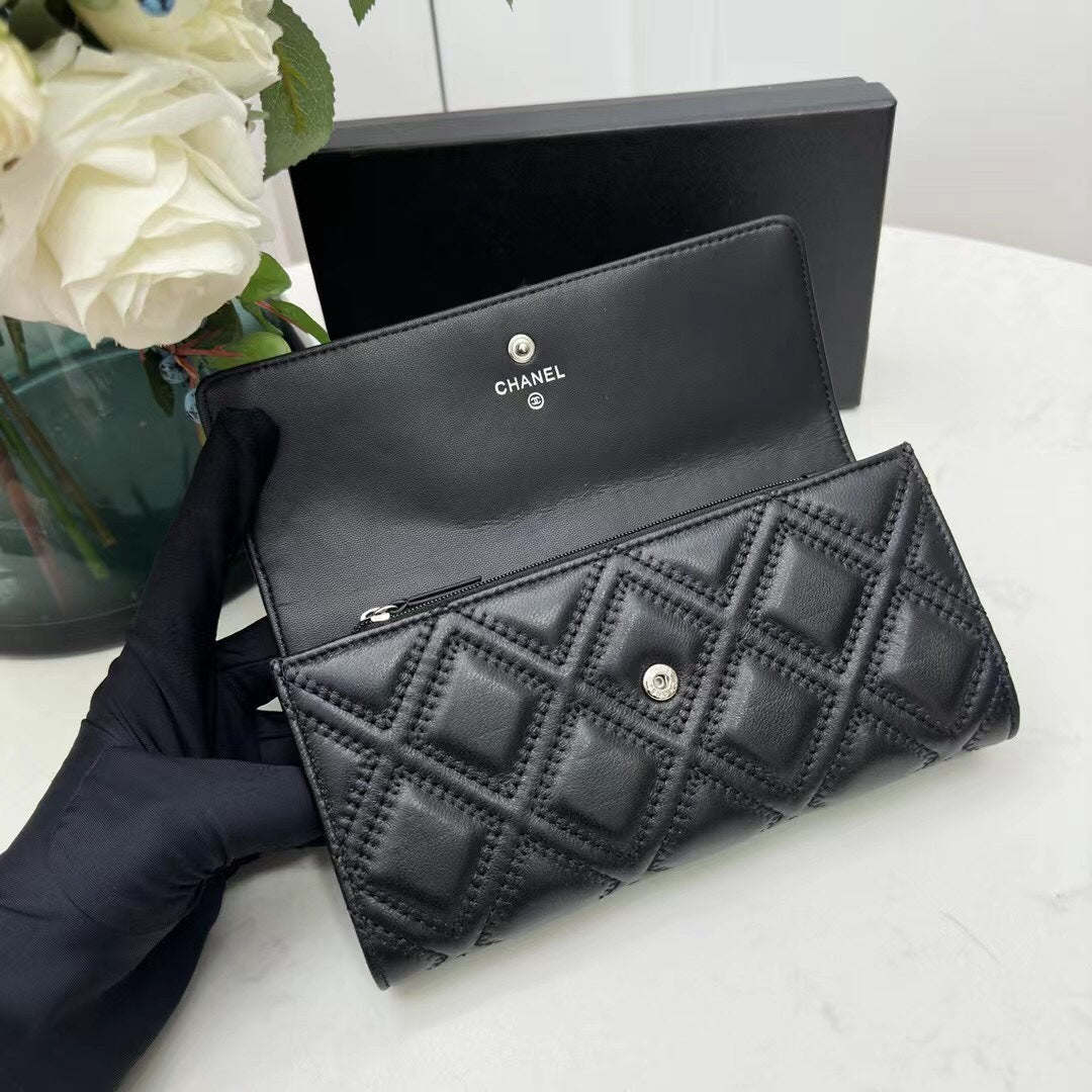 Chic & Stylish Bags